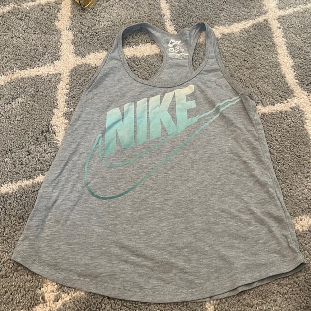 🖤Pick 5/$25 Nike Racerback Tank-Size M